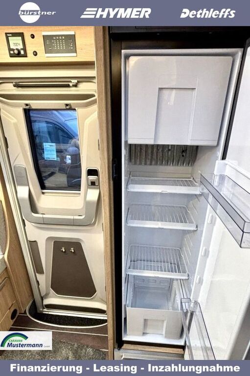 KNAUS 650 MF Platinum Selection 180 PS Automatik Rahmenfenster Ansicht 11 für Fahrzeugdetailseite