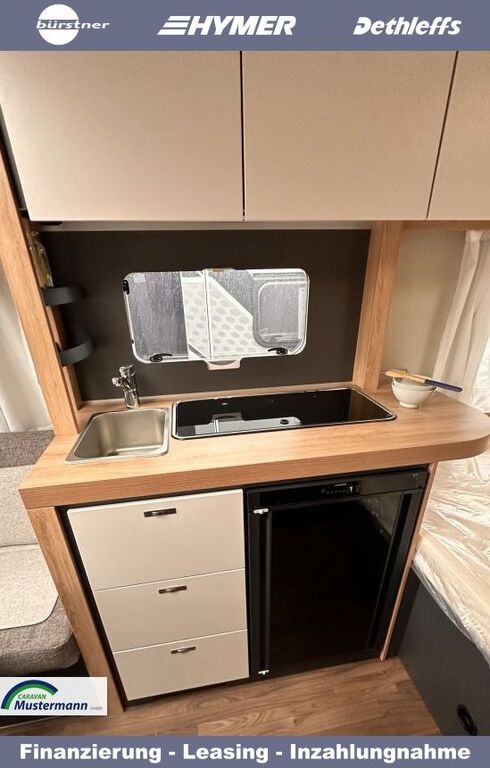 KNAUS 450 FU Aktion , Duschausbau Ansicht 12 für Fahrzeugdetailseite