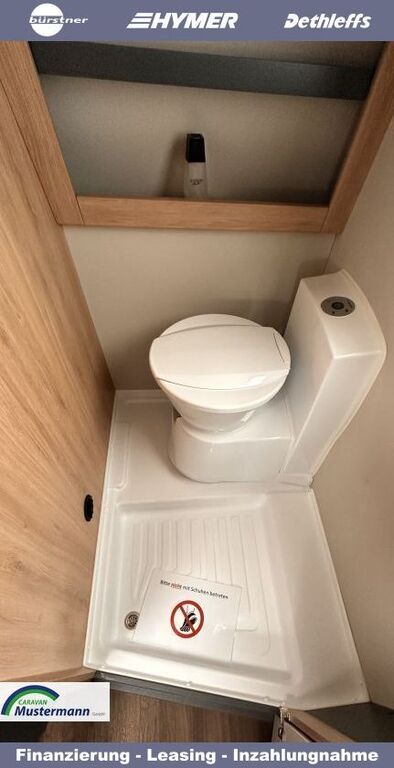 KNAUS 450 FU Aktion , Duschausbau Ansicht 15 für Fahrzeugdetailseite