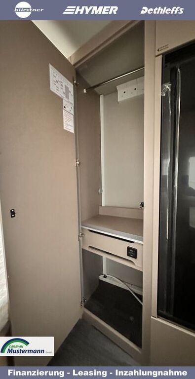 WEINSBERG 470 QDK Steckdosen PLUS Paket Ansicht 18 für Fahrzeugdetailseite