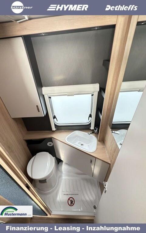 KNAUS 500 QDK Garagentür 60 x 95 cm, links Ansicht 17 für Fahrzeugdetailseite