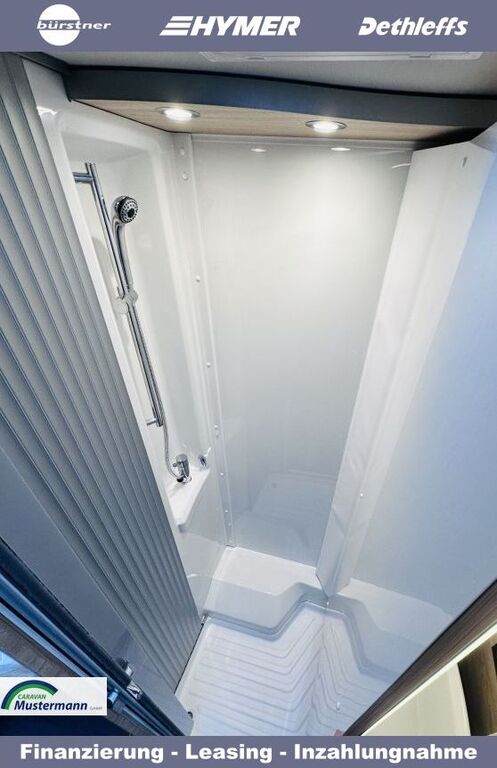 KNAUS 650 MEG Platinum Selection Allradantrieb ,Rahmenfenster Ansicht 25 für Fahrzeugdetailseite