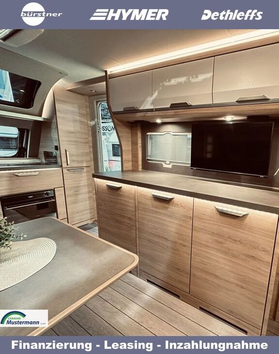 KNAUS 650 PXB Black Selection TV-Möbel inkl. 32" TV Ansicht 11 für Fahrzeugdetailseite