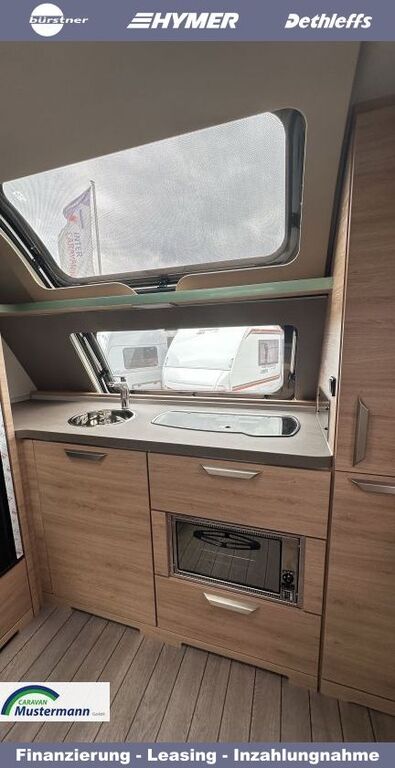 KNAUS 650 PXB Black Selection TV-Möbel inkl. 32" TV Ansicht 14 für Fahrzeugdetailseite