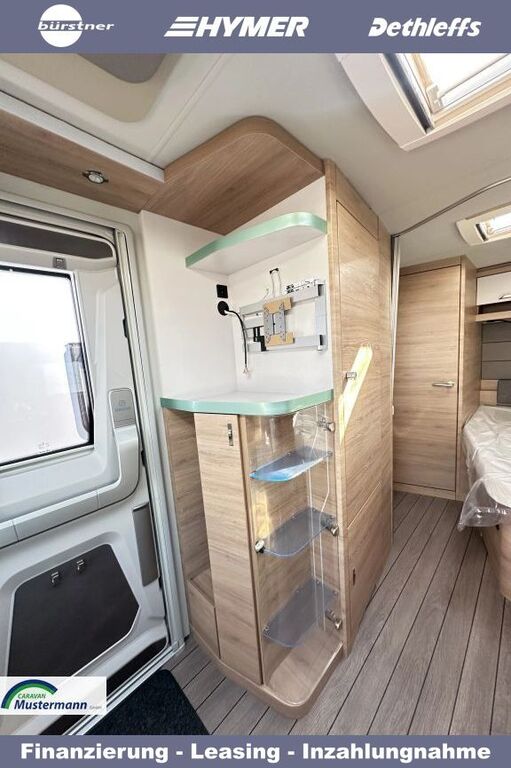 KNAUS 500 UF Black Selection Duschausbau Ansicht 18 für Fahrzeugdetailseite
