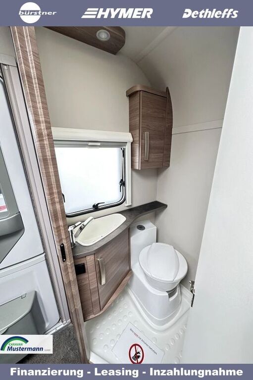 KNAUS 400 QD Silver Selection Markise Ansicht 15 für Fahrzeugdetailseite