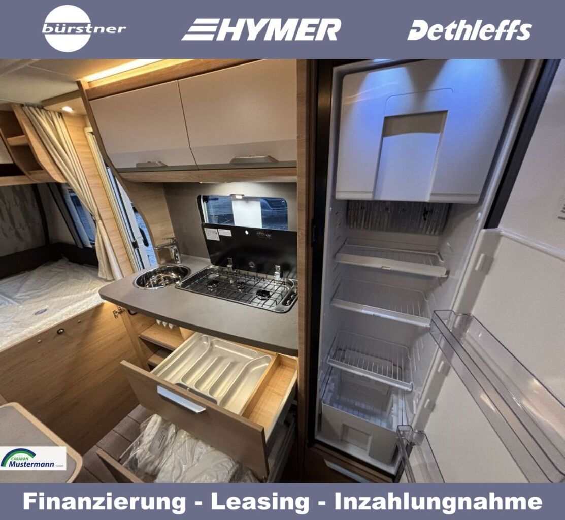 KNAUS 500 QDK Black Selection 3er Etagenbett mit 3 Fenster Ansicht 13 für Fahrzeugdetailseite