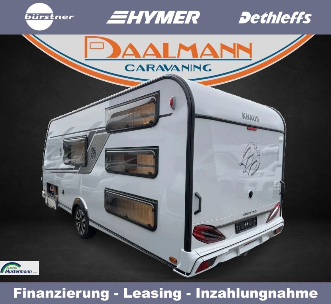 KNAUS 500 QDK Black Selection 3er Etagenbett mit 3 Fenster Ansicht 4 für Fahrzeugdetailseite