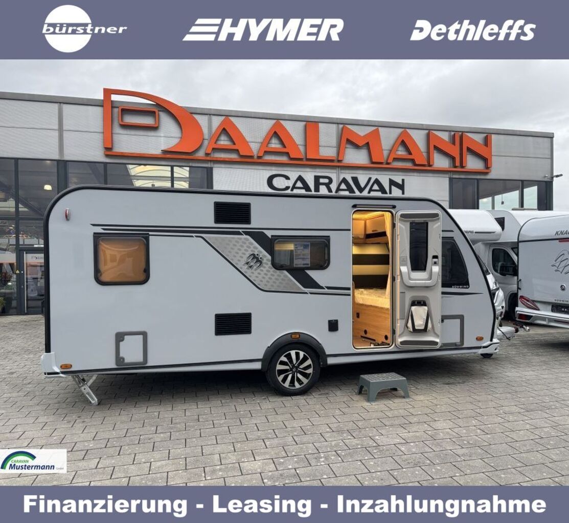KNAUS 500 QDK Black Selection 3er Etagenbett mit 3 Fenster Ansicht 5 für Fahrzeugdetailseite