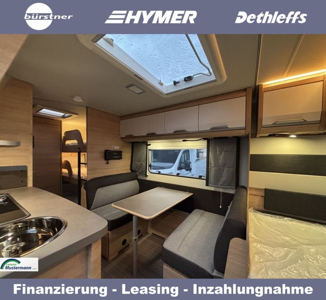 KNAUS 500 QDK Black Selection 3er Etagenbett mit 3 Fenster Ansicht 8 für Fahrzeugdetailseite