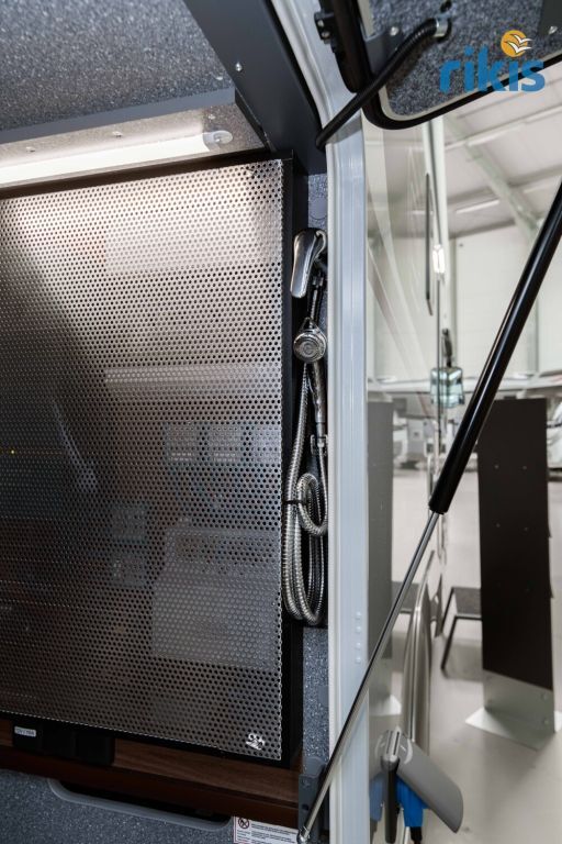 CARTHAGO I 61 XL LE Hubstützen Li 300Ah Solar Ansicht 9 für Fahrzeugdetailseite