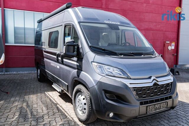 GLOBECAR Plus Solar AHK TV Markise Teppich Vorschau für Listenansicht