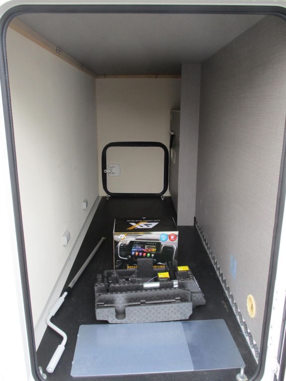 AHORN A 595 Solar Markise RV Navi Ansicht 18 für Fahrzeugdetailseite