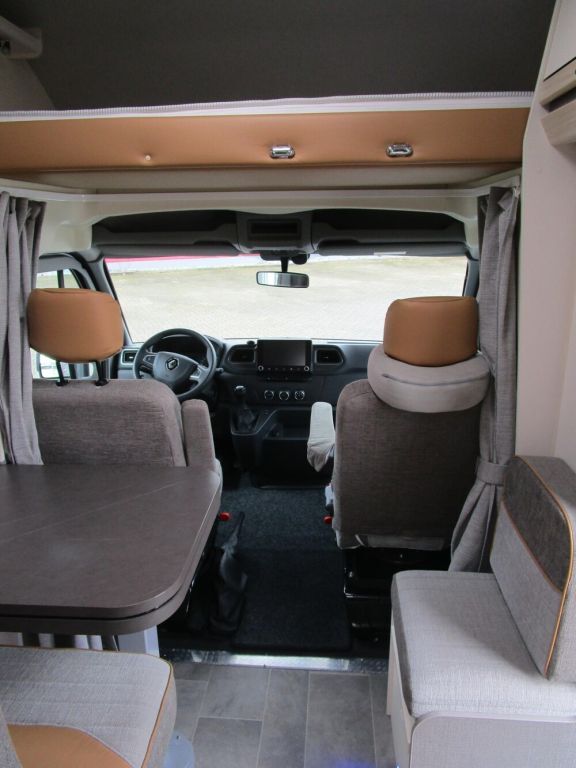 AHORN A 595 Solar Markise RV Navi Ansicht 8 für Fahrzeugdetailseite