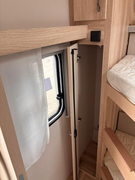 HOBBY 540 KMFe Autark ETS 1800kg SmartHome Ansicht 9 für Fahrzeugdetailseite