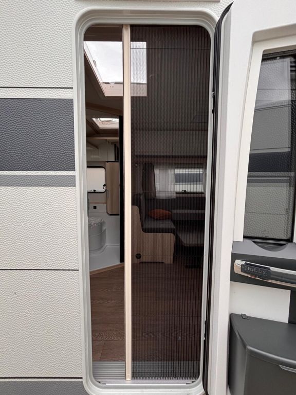 HOBBY 460 SL 1500kg, Abverkauf Ansicht 7 für Fahrzeugdetailseite