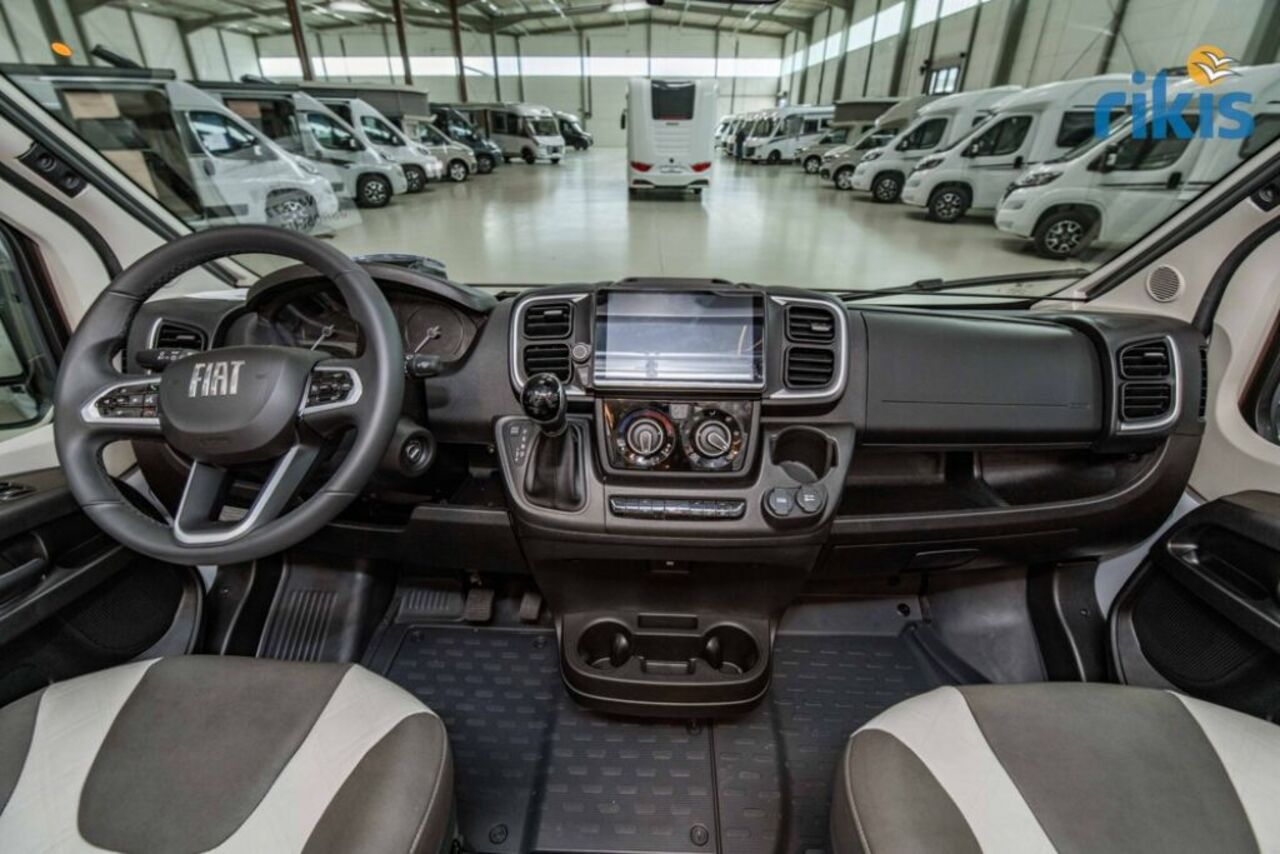 KNAUS 700 MEG Platinum Selection LTE/TV 2xLith Ansicht 13 für Fahrzeugdetailseite