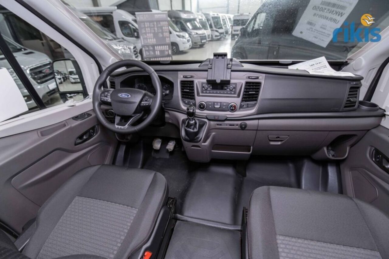 WEINSBERG 550 MQ (Ford) 4 Pakete AHK LMF Heck breit Ansicht 10 für Fahrzeugdetailseite