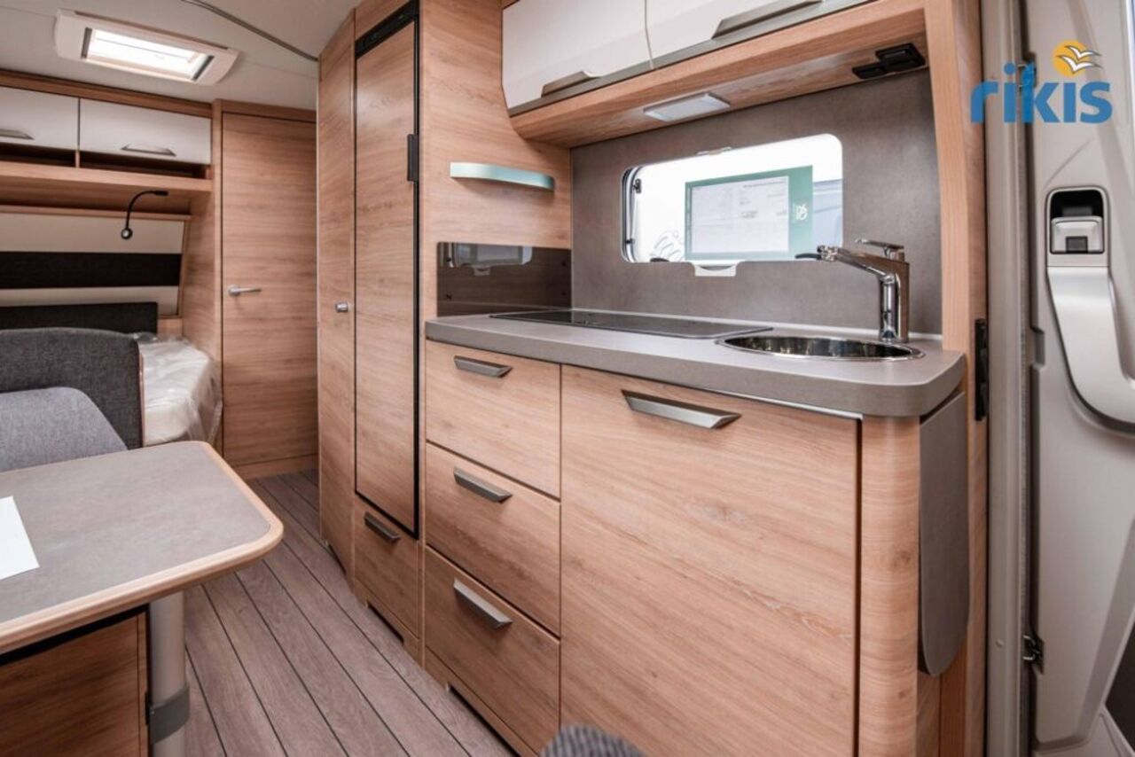 KNAUS 540 FDK Black Selection 1800kg Dusche Ansicht 11 für Fahrzeugdetailseite