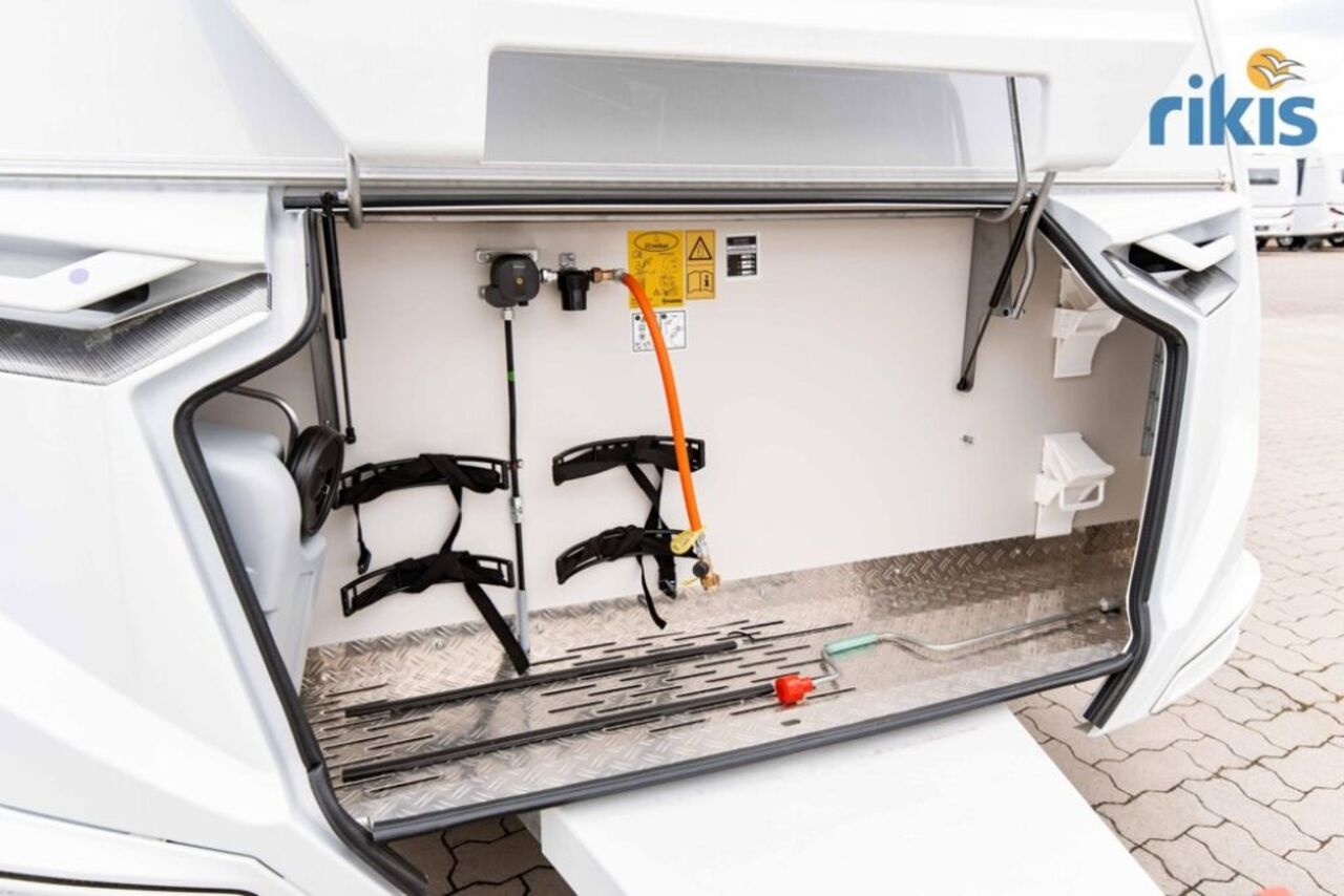 KNAUS 540 FDK Black Selection 1800kg Dusche Ansicht 19 für Fahrzeugdetailseite