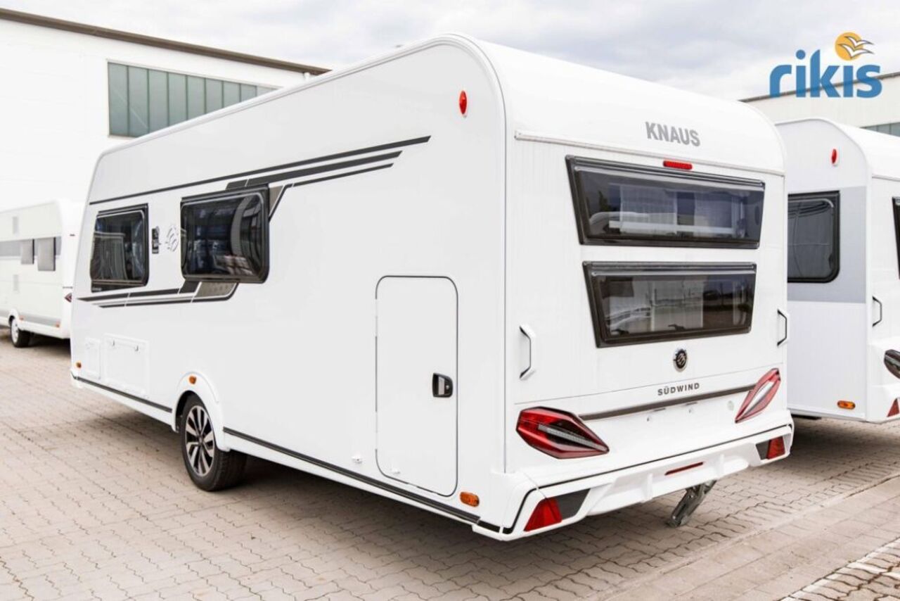 KNAUS 540 FDK Black Selection 1800kg Dusche Ansicht 4 für Fahrzeugdetailseite