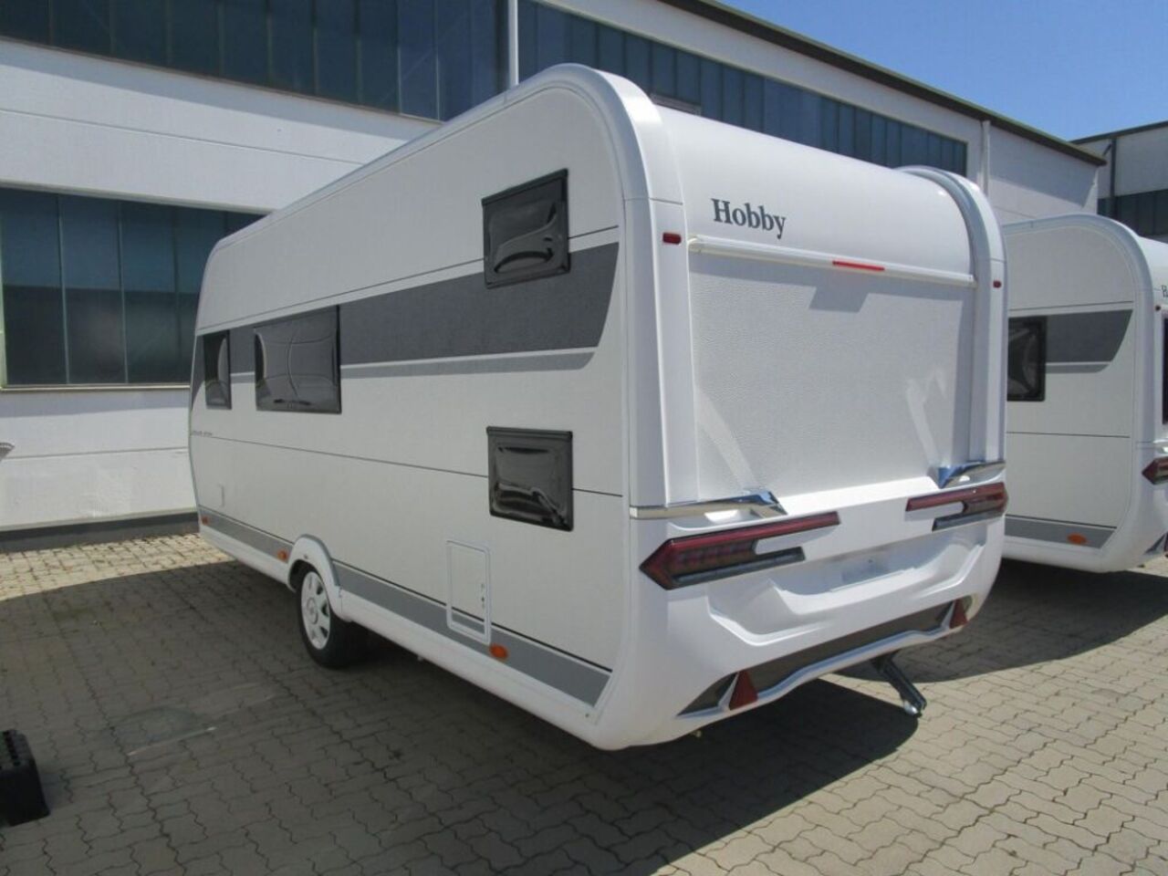 HOBBY 490 KMF 1800kg, Ansicht 4 für Fahrzeugdetailseite
