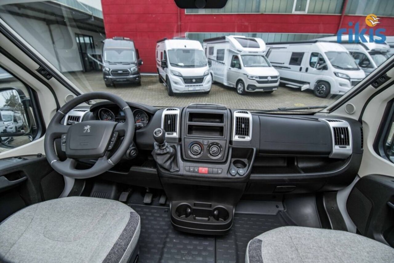 KNAUS 600 MQ 3xSolar 185ahLithium Markise Navi Ansicht 10 für Fahrzeugdetailseite