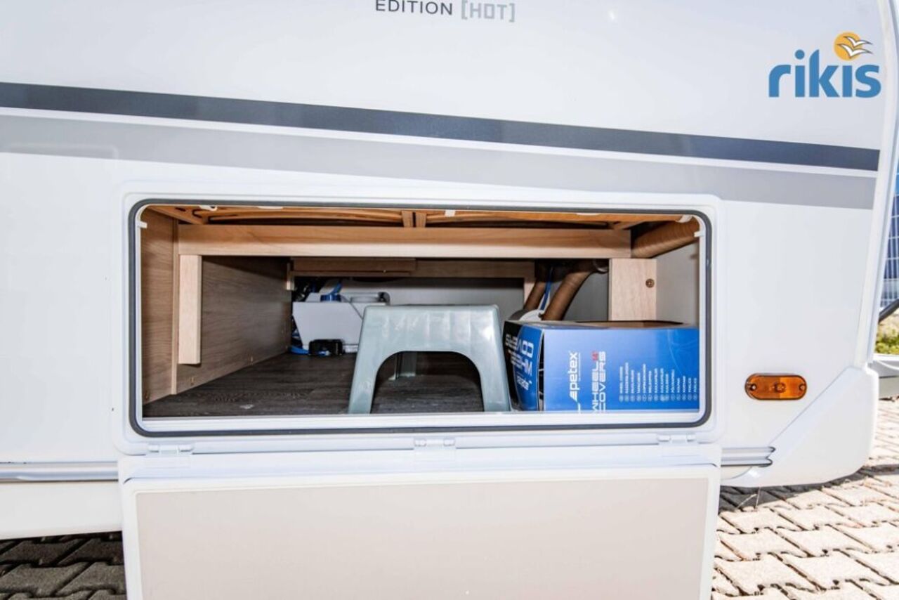 WEINSBERG 390 QD Edition [HOT] IC Sondermodell Ansicht 8 für Fahrzeugdetailseite