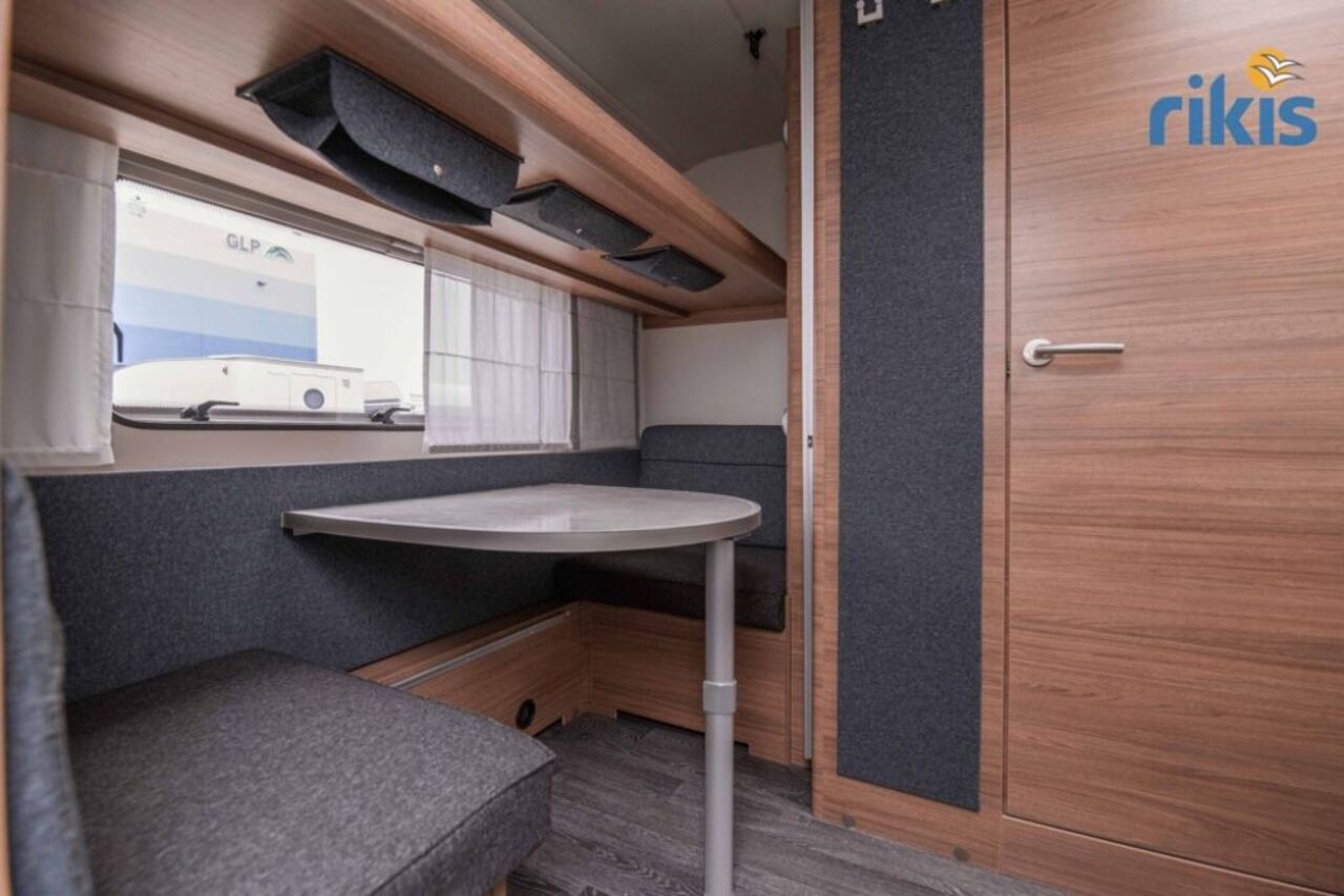 KNAUS 400 LK 3 Pakete Ambientebeleuchtung LMF Ansicht 10 für Fahrzeugdetailseite