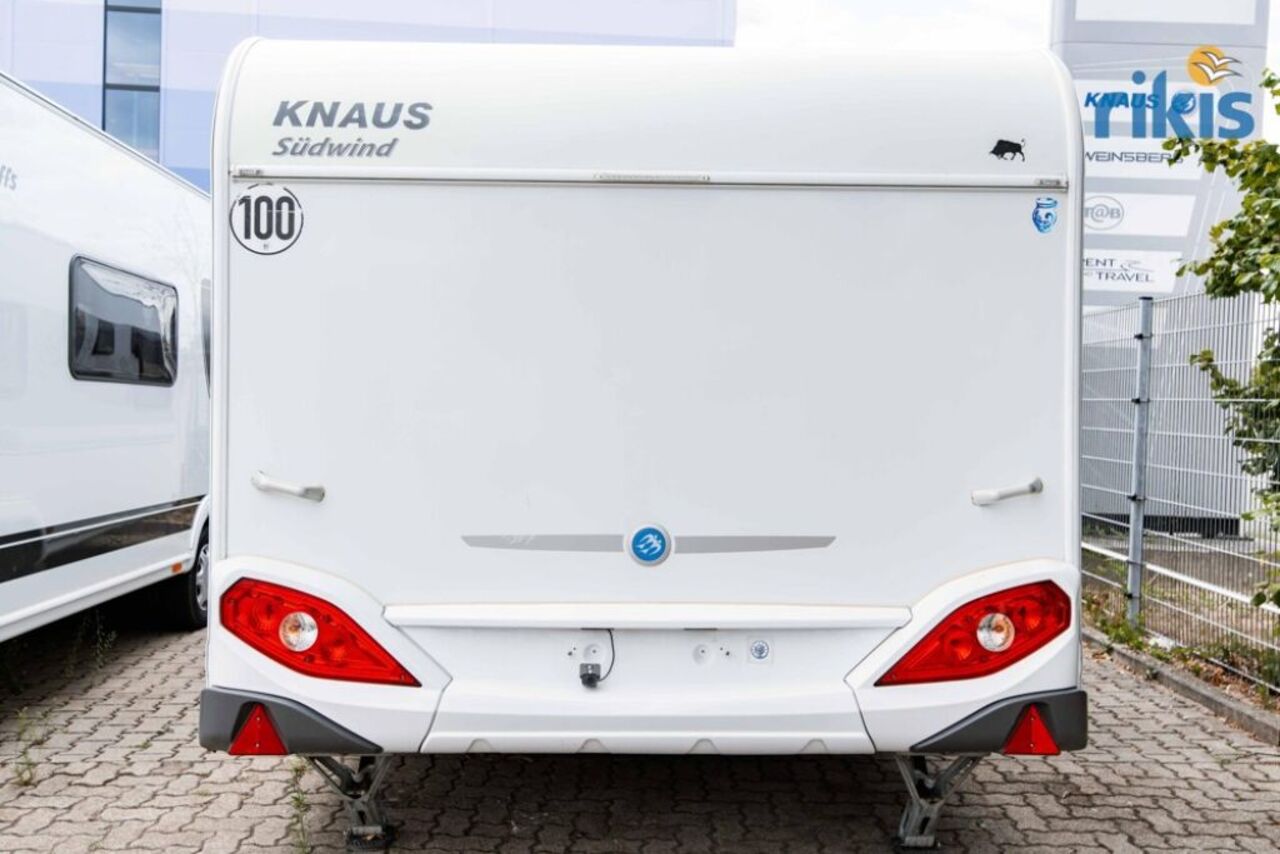 KNAUS 750 UFK Mover TV Klima bis 7Schlafplätz Ansicht 5 für Fahrzeugdetailseite