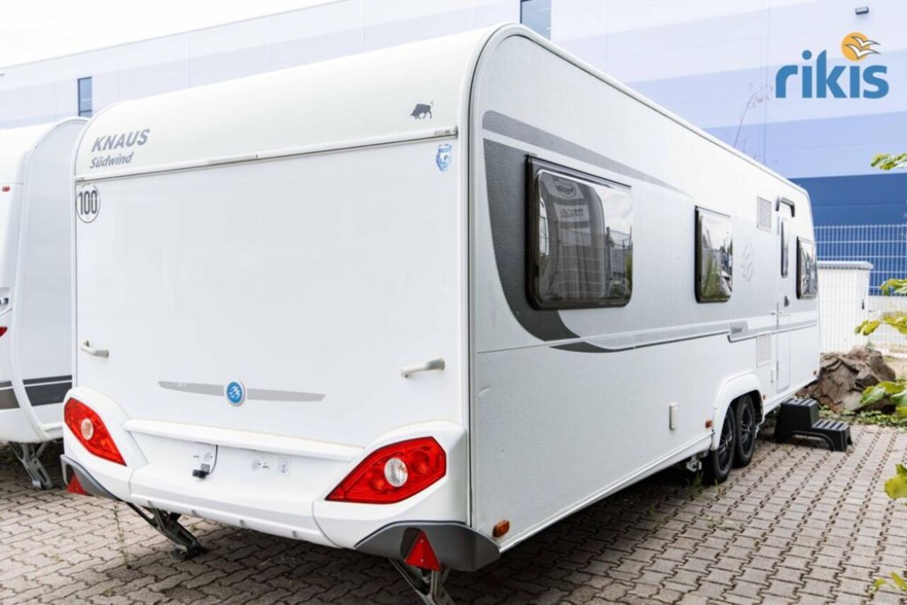 KNAUS 750 UFK Mover TV Klima bis 7Schlafplätz Ansicht 6 für Fahrzeugdetailseite
