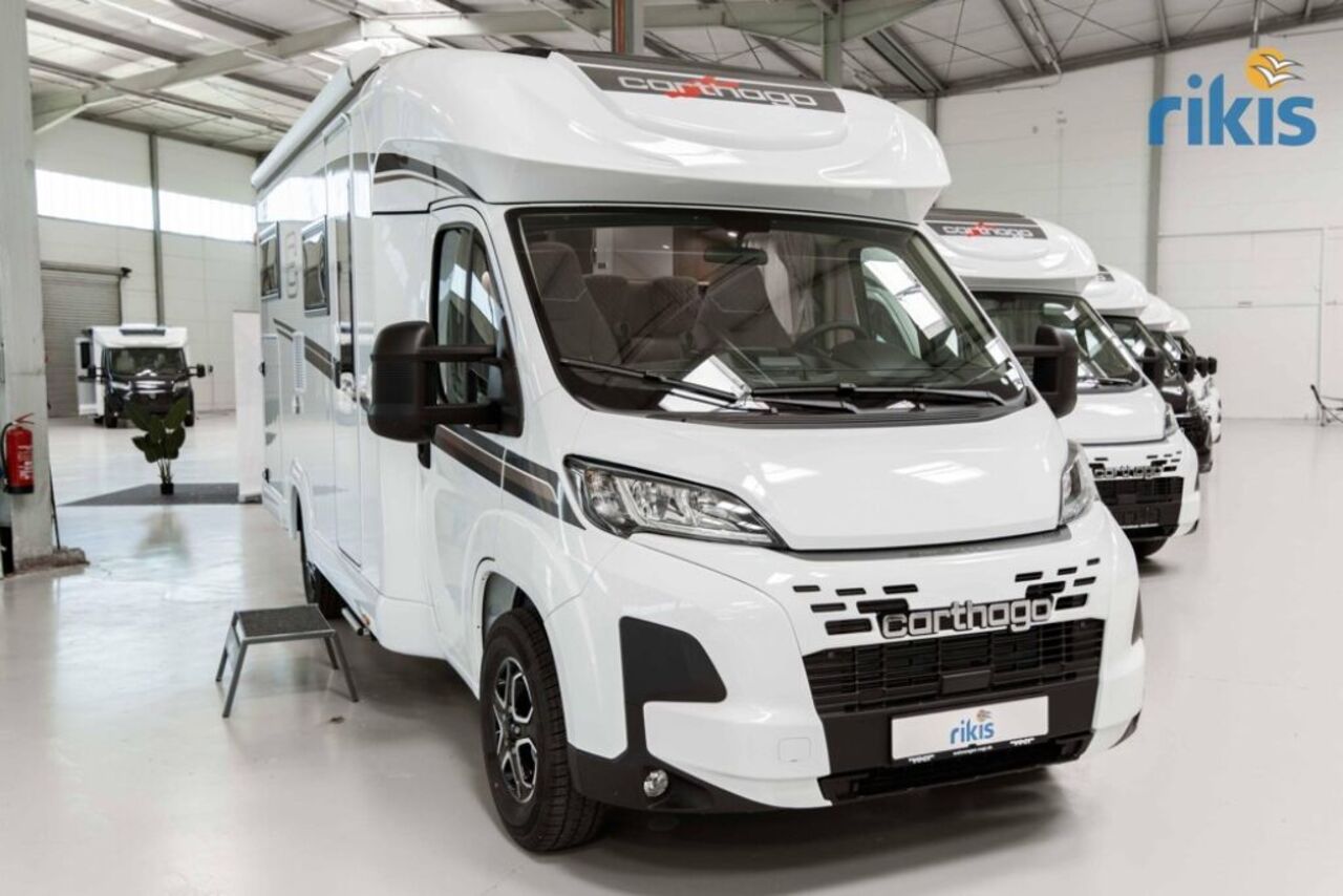 CARTHAGO T 143 KB-LE comfort 4.2t TV Markise Automatik Ansicht 1 für Fahrzeugdetailseite