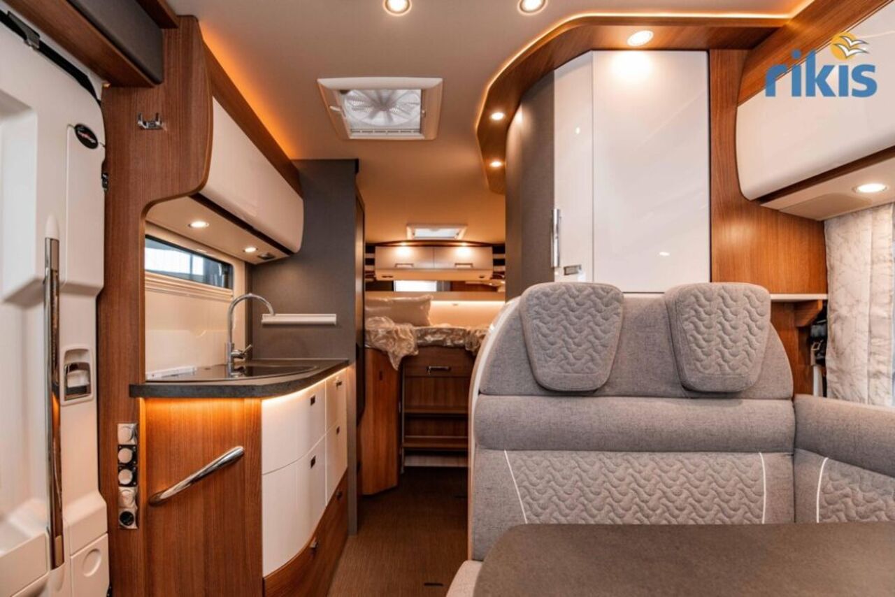 CARTHAGO T 143 KB-LE comfort 4.2t TV Markise Automatik Ansicht 12 für Fahrzeugdetailseite