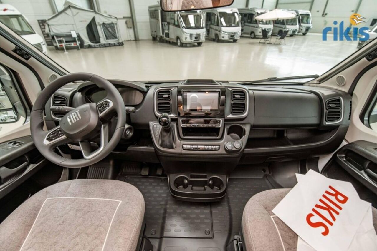 CARTHAGO T 143 KB-LE comfort 4.2t TV Markise Automatik Ansicht 13 für Fahrzeugdetailseite