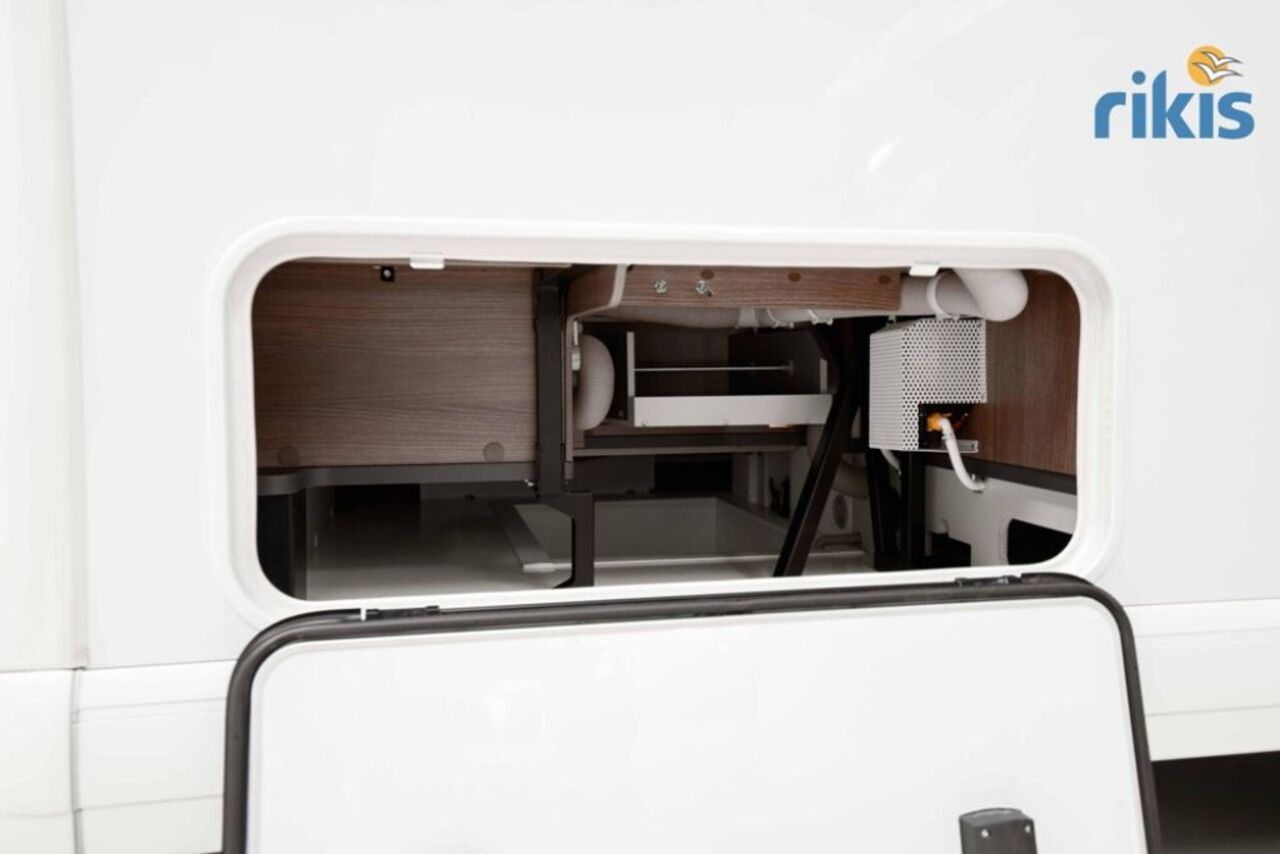 CARTHAGO T 143 KB-LE comfort 4.2t TV Markise Automatik Ansicht 9 für Fahrzeugdetailseite
