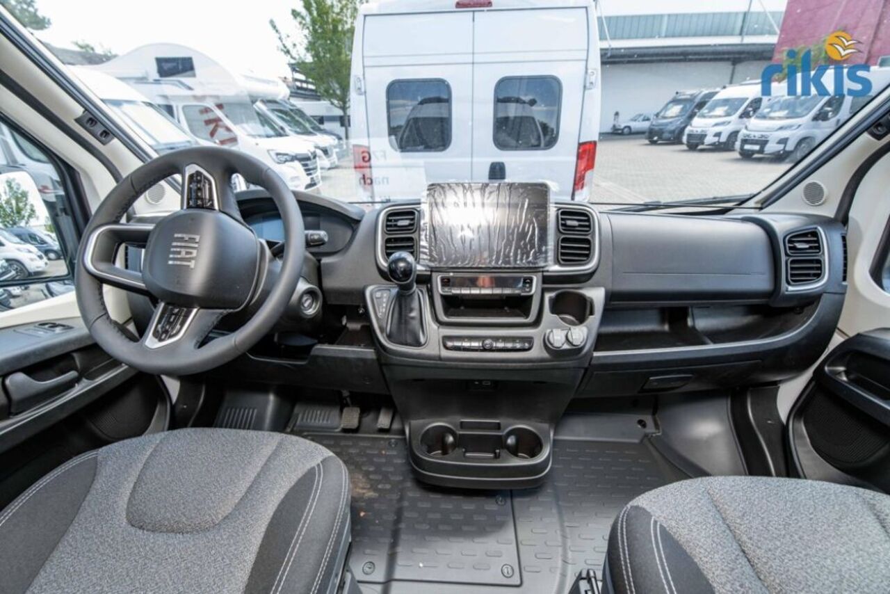 DETHLEFFS 600 DS Automatik Markise Ansicht 9 für Fahrzeugdetailseite