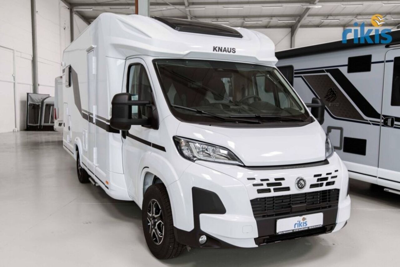 KNAUS 700 MEG Platinum Selection – Ansicht 1