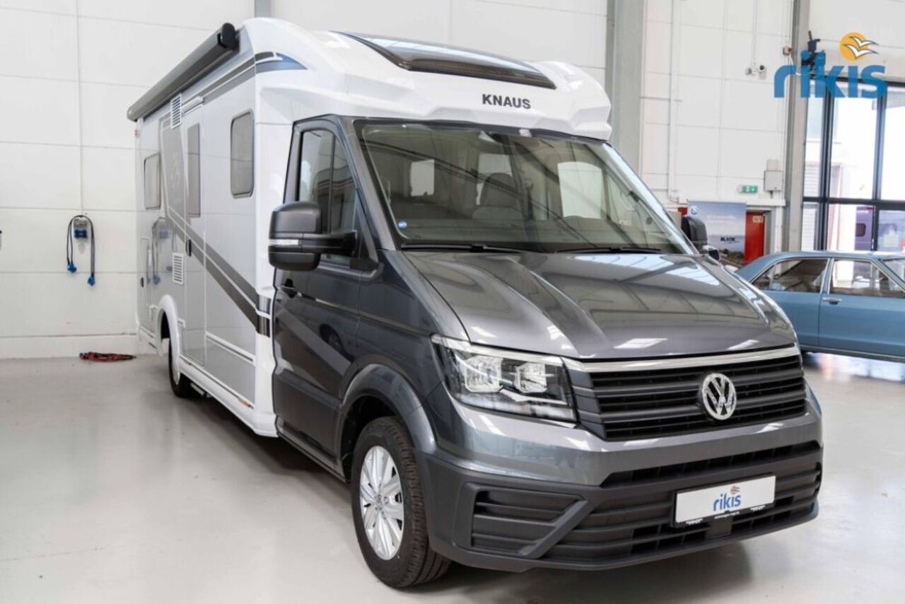 KNAUS 700 LF – Ansicht 1