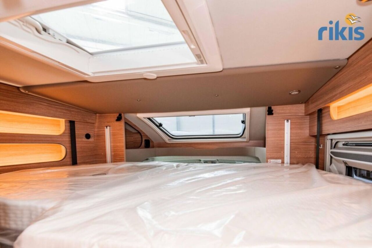 WEINSBERG 650 MEG EDITION [SPICY] 8G, RV, Markise, Ansicht 20 für Fahrzeugdetailseite