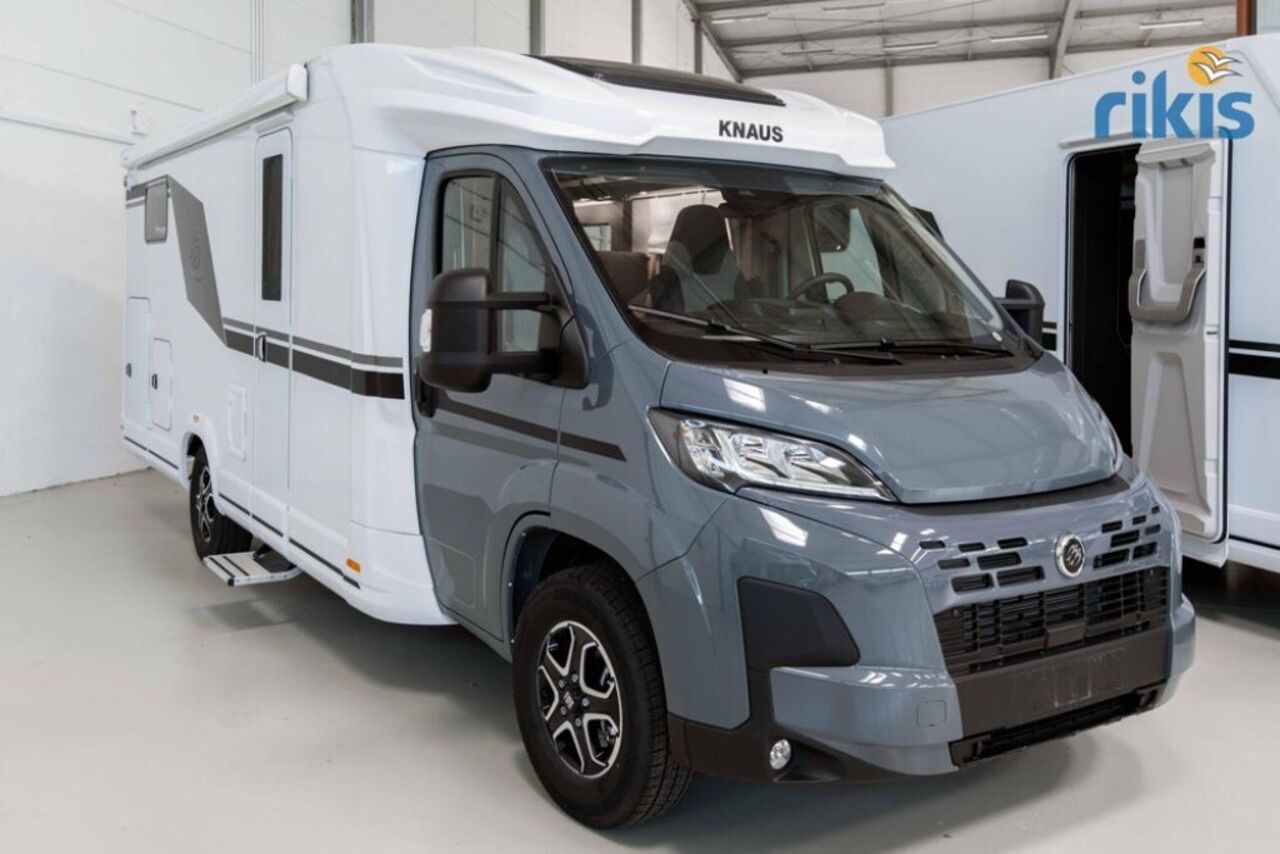 KNAUS 700 MEG Platinum Selection – Ansicht 1