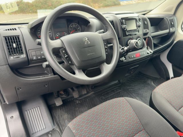 PEUGEOT Boxer HDi 330 L1H1 S&S Premium Ansicht 6 für Fahrzeugdetailseite