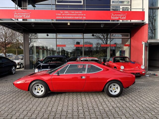 Ferrari im Gebrauchtwagen-Automarkt