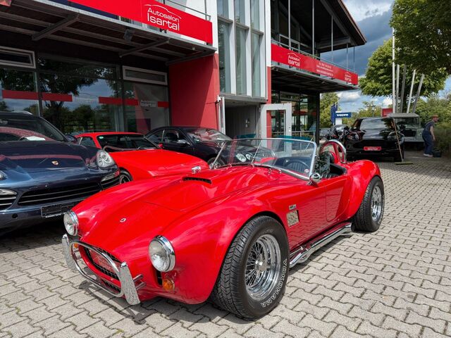 Cobra im Gebrauchtwagen-Automarkt